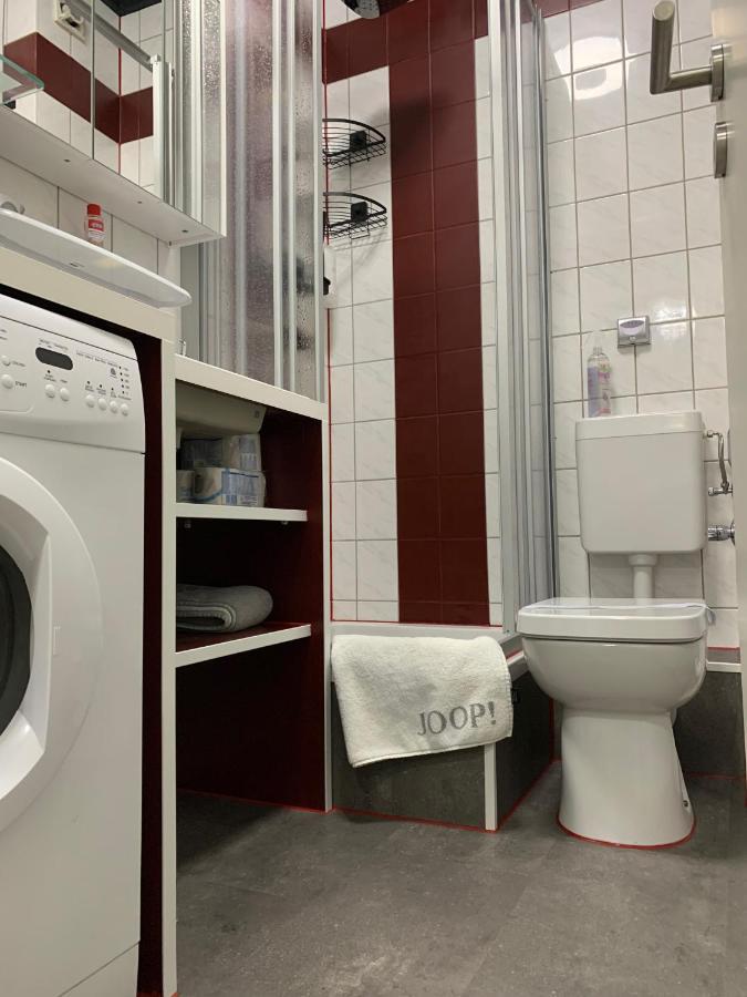 Best-Preis -Gold Suite- Mit Netflix, Self-Check-In, Ebike Ladestation, Fahrradraum, Wlan, Netflix Und Massagesessel - Direkt Am Elberadweg Im Herzen Von 维滕贝尔格 外观 照片