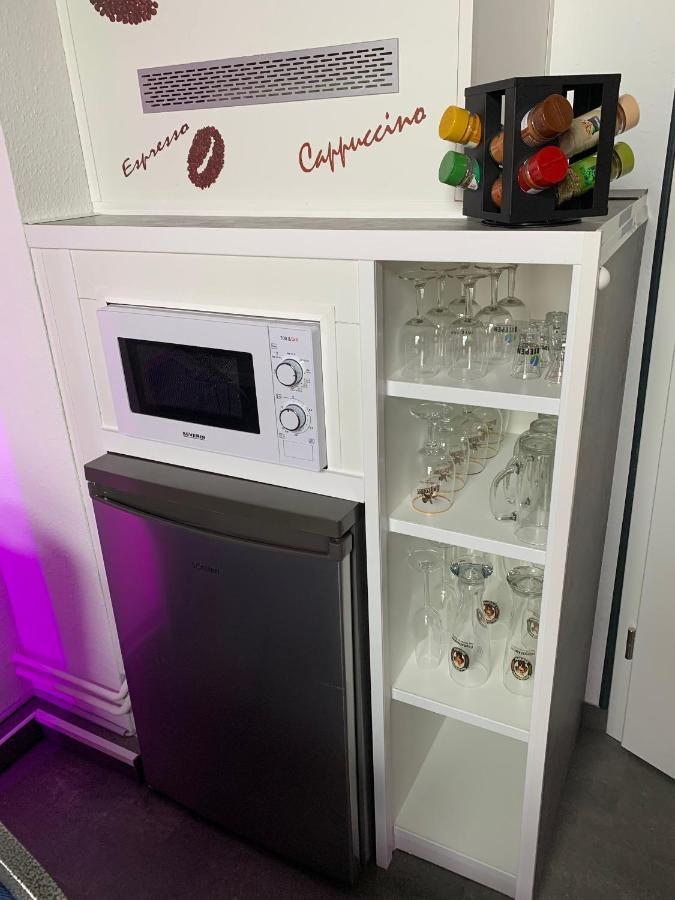 Best-Preis -Gold Suite- Mit Netflix, Self-Check-In, Ebike Ladestation, Fahrradraum, Wlan, Netflix Und Massagesessel - Direkt Am Elberadweg Im Herzen Von 维滕贝尔格 外观 照片